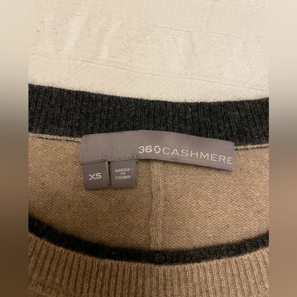 360 Cashmere Sweater - Picture 5 of 5